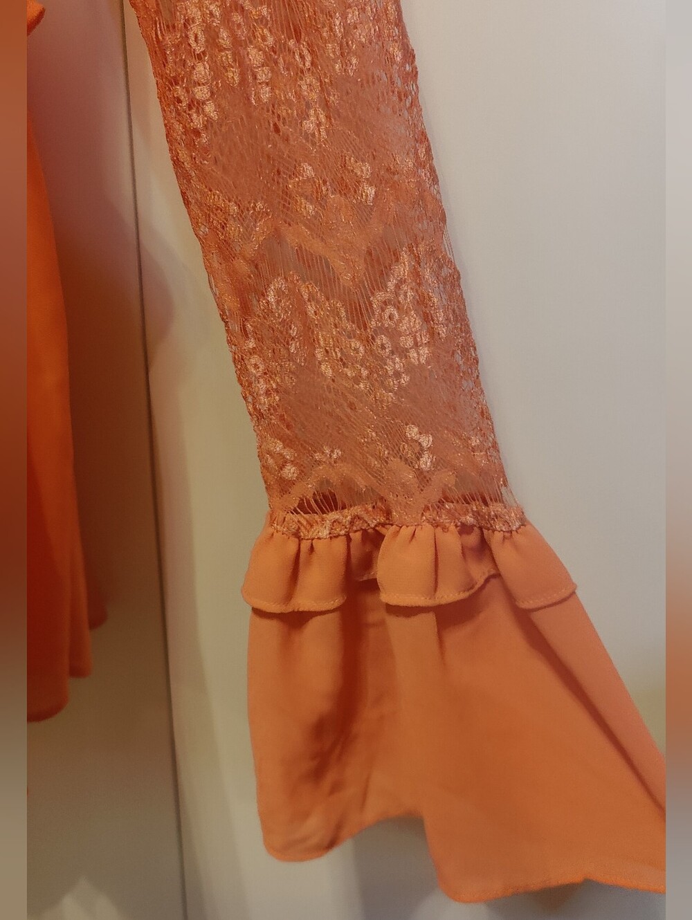 Fanco Coral Lace Bell Sleeve Ruffle Babydoll Blouse M NWOT - Picture 3 of 6